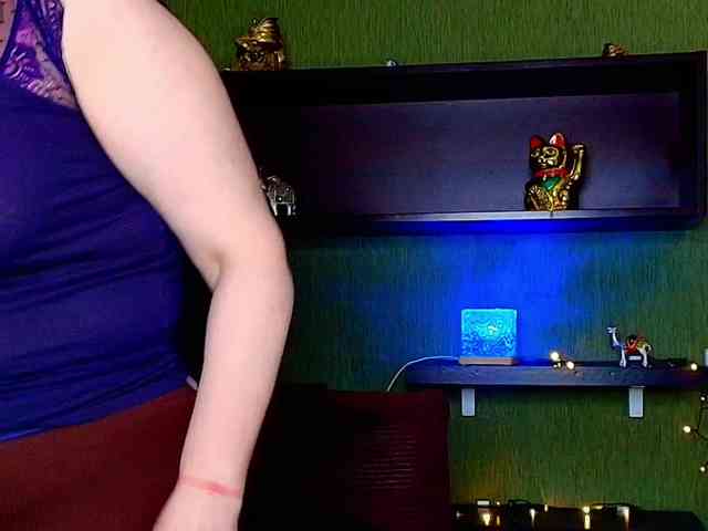 Veronika_Gold webcam