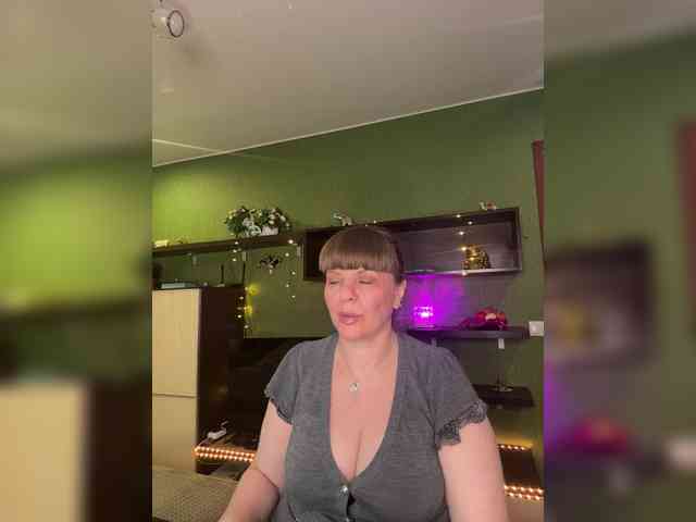 Veronika_Gold webcam