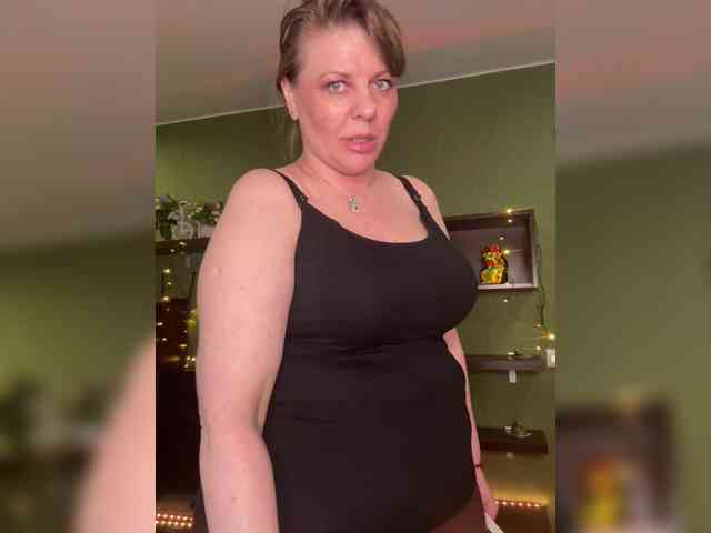 Veronika_Gold webcam