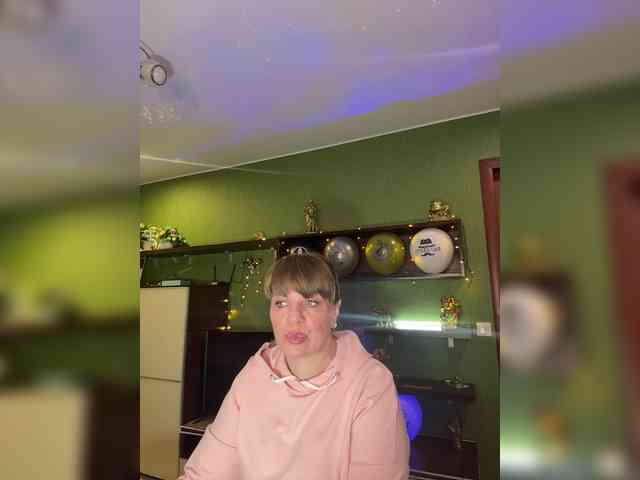 Veronika_Gold webcam