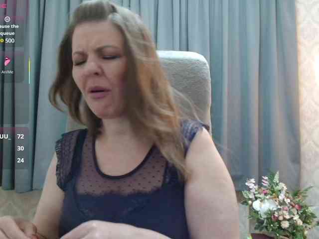 Veronika_Gold webcam