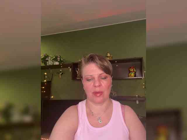 Veronika_Gold webcam