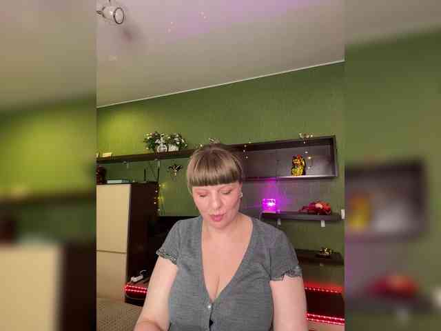 Veronika_Gold webcam