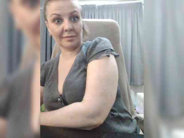 Veronika_Gold webcam