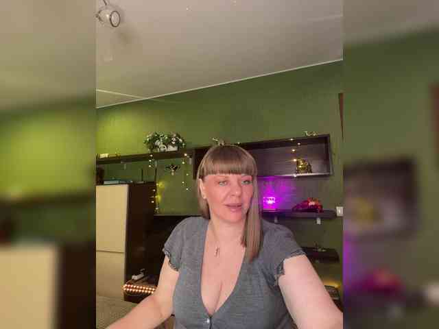 Veronika_Gold webcam