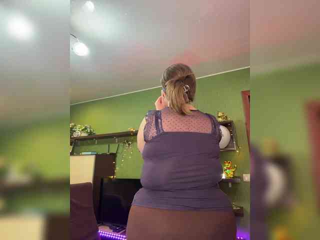 Veronika_Gold webcam