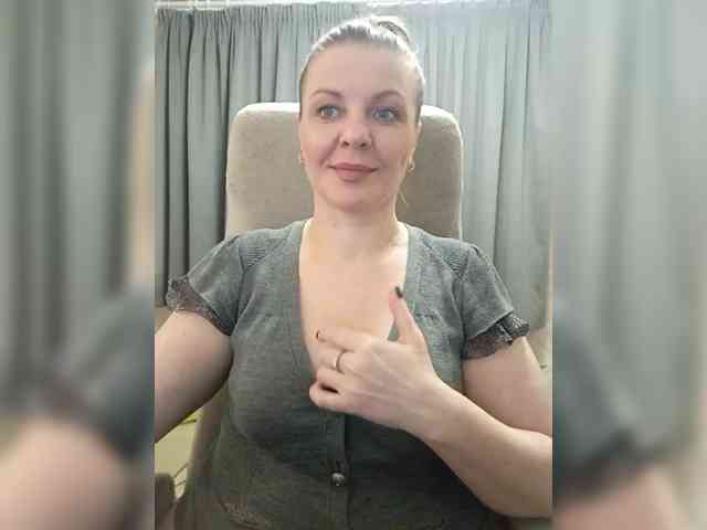 Veronika_Gold webcam