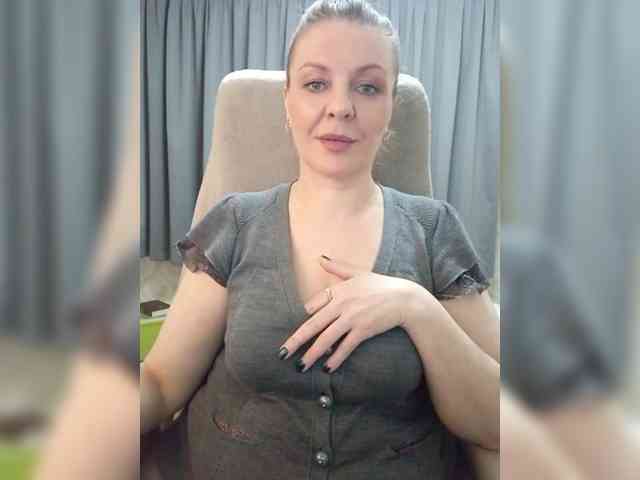 Veronika_Gold webcam