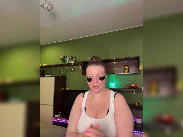 Veronika_Gold webcam