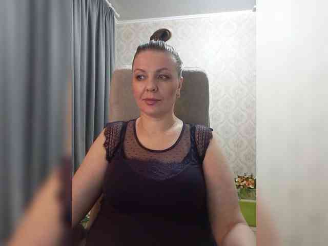Veronika_Gold webcam