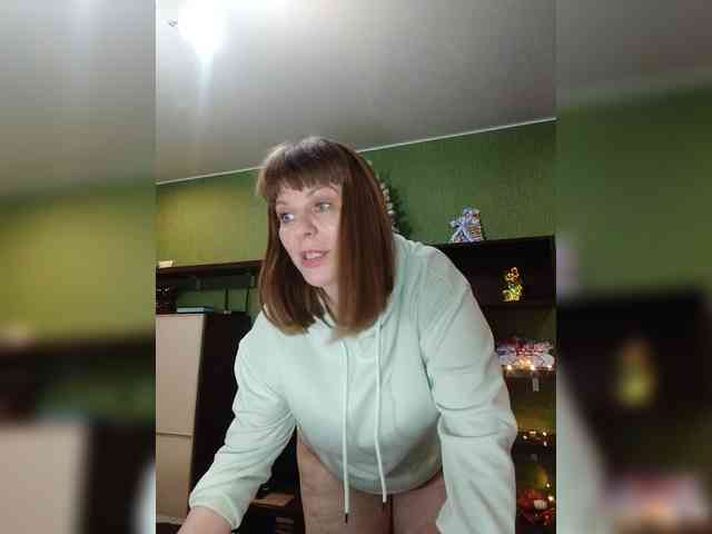 Veronika_Gold webcam