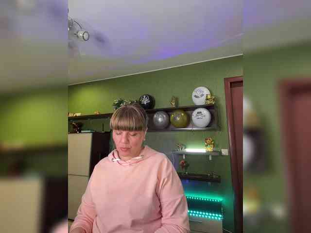 Veronika_Gold webcam