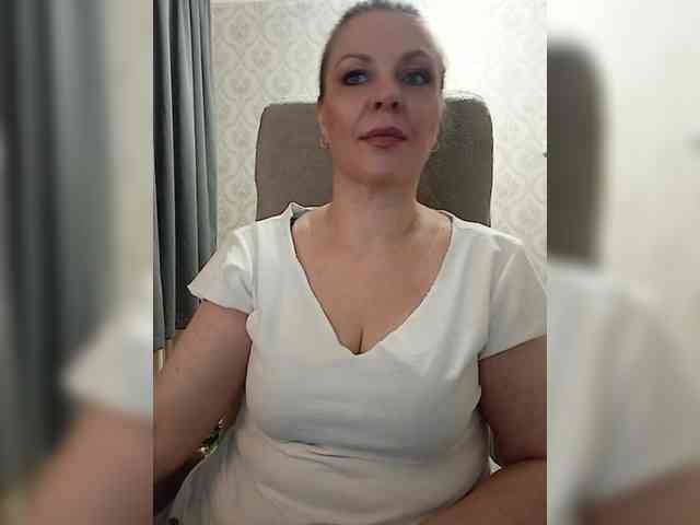 Veronika_Gold webcam