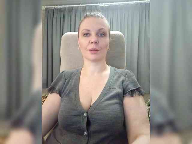 Veronika_Gold webcam