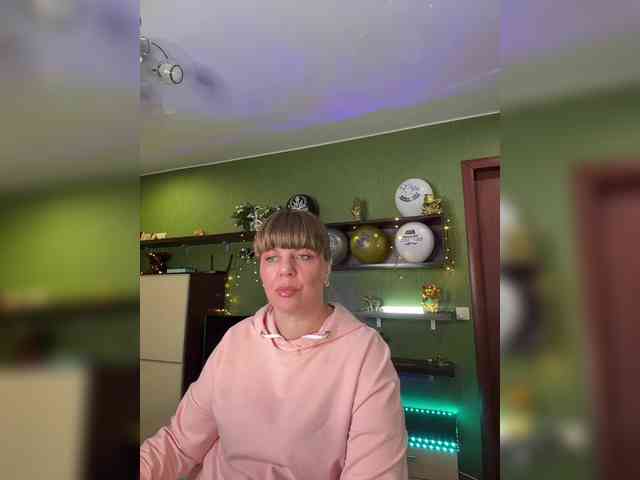 Veronika_Gold webcam