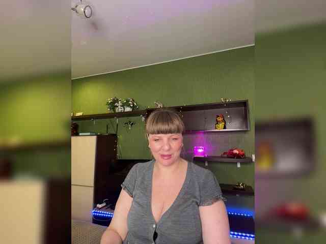 Veronika_Gold webcam