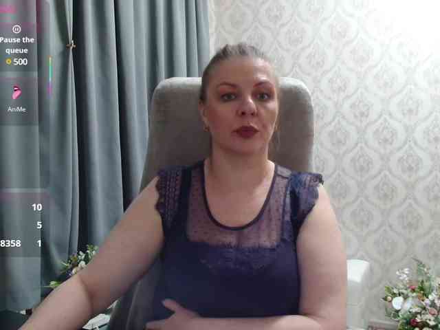 Veronika_Gold webcam