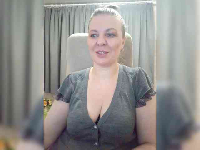 Veronika_Gold webcam