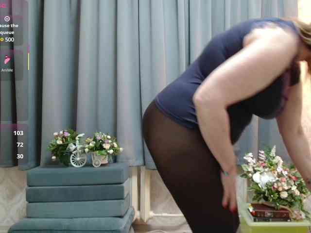Veronika_Gold webcam