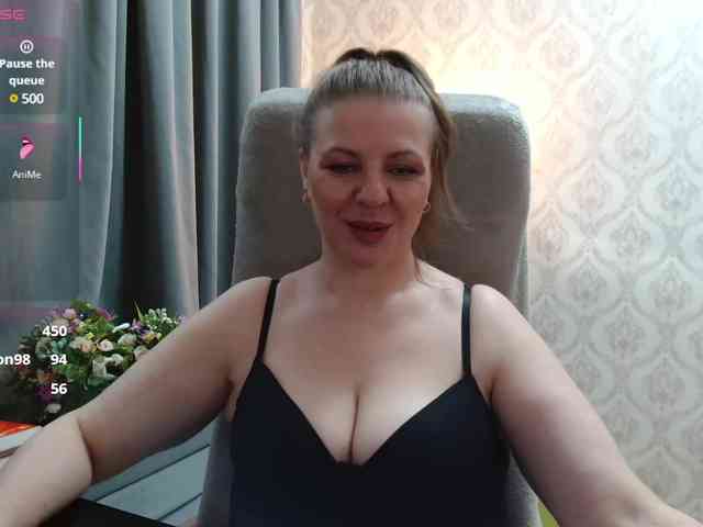 Veronika_Gold webcam