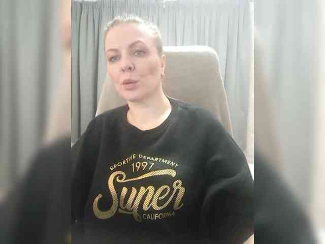 Veronika_Gold webcam