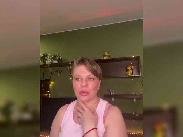 Veronika_Gold webcam