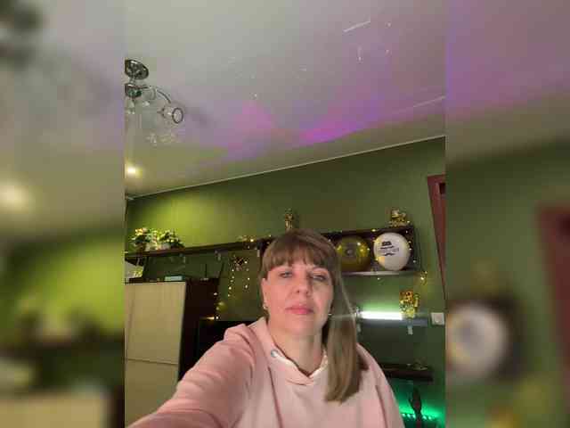 Veronika_Gold webcam