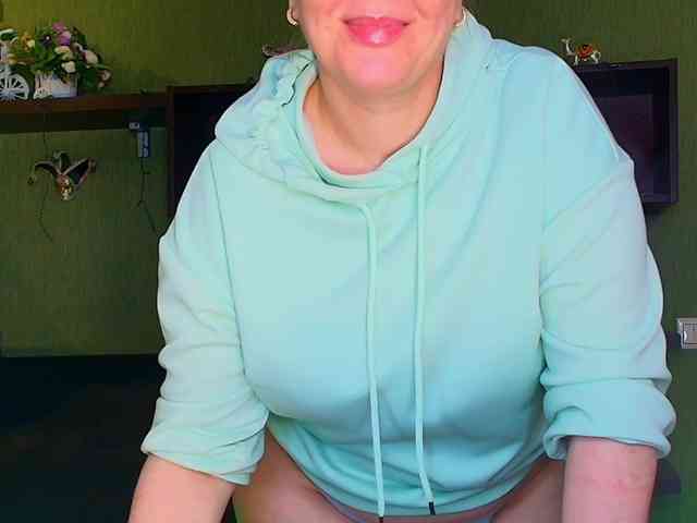 Veronika_Gold webcam