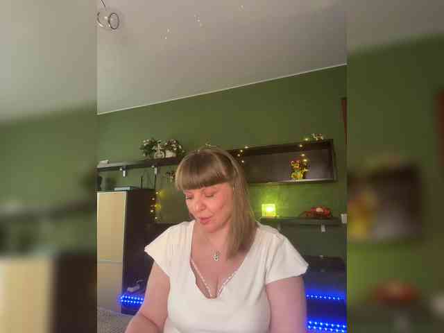 Veronika_Gold webcam