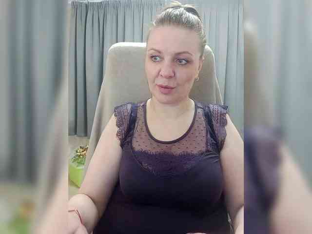Veronika_Gold webcam