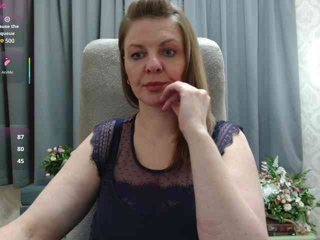 Veronika_Gold webcam