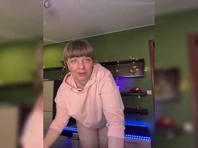 Veronika_Gold webcam