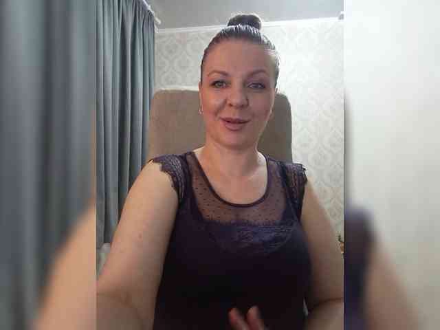 Veronika_Gold webcam