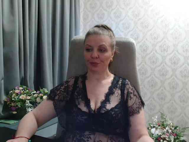 Veronika_Gold webcam