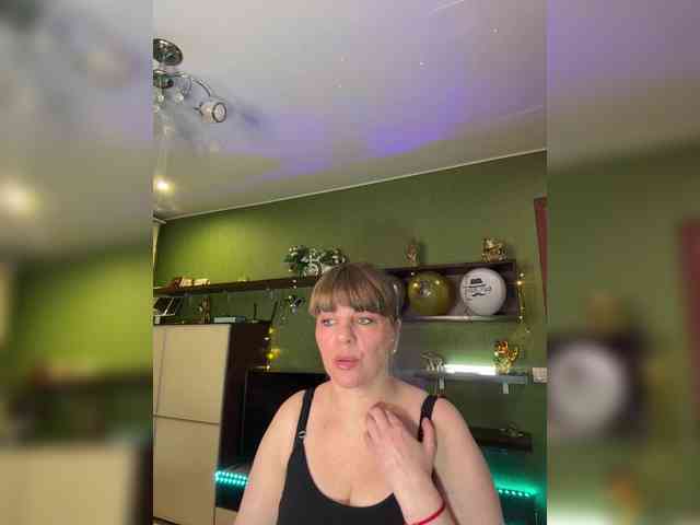 Veronika_Gold webcam