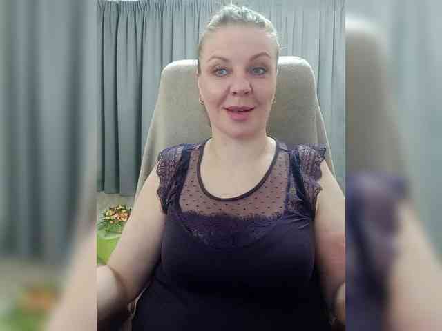 Veronika_Gold webcam