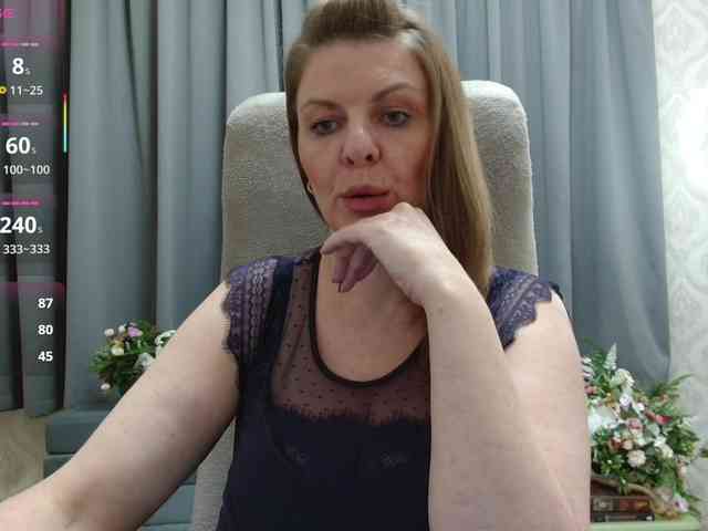Veronika_Gold webcam
