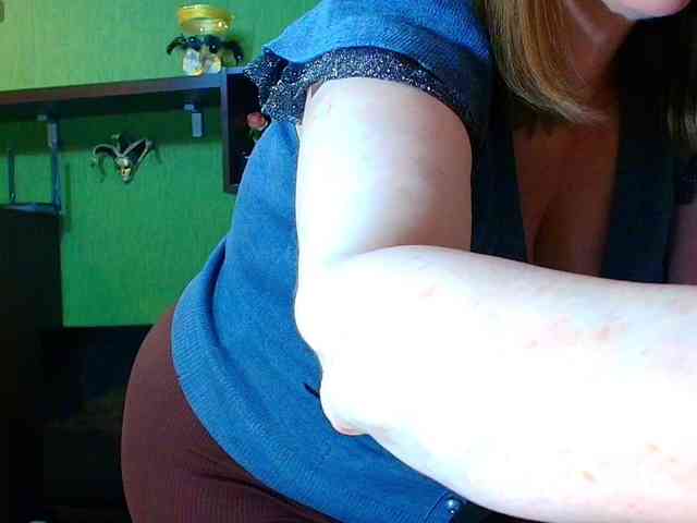 Veronika_Gold webcam