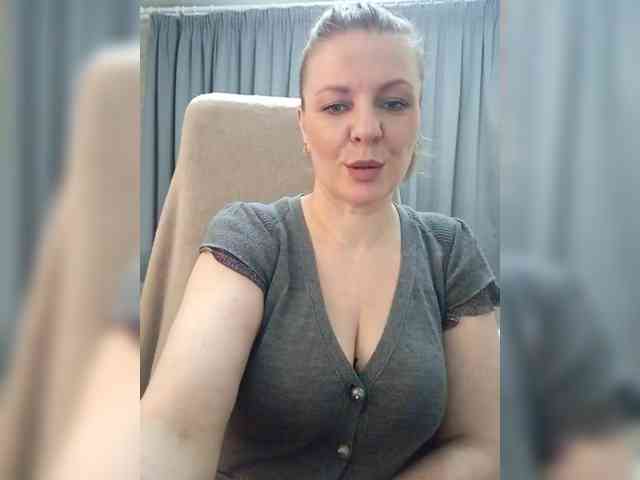 Veronika_Gold webcam
