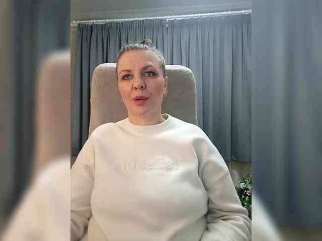 Veronika_Gold webcam
