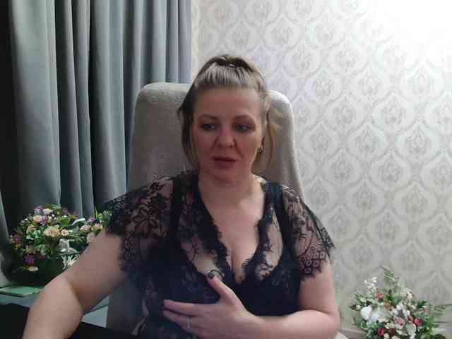 Veronika_Gold webcam