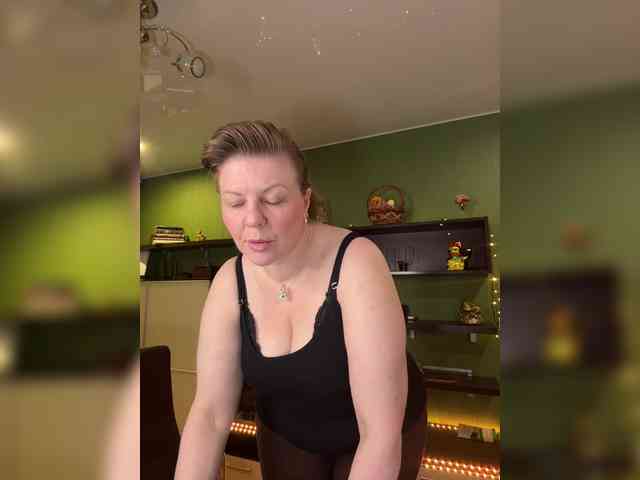 Veronika_Gold webcam