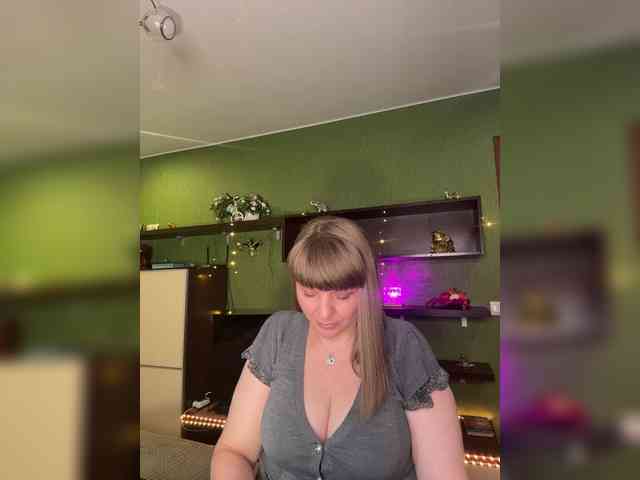Veronika_Gold webcam