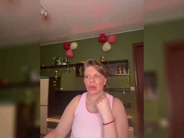 Veronika_Gold webcam