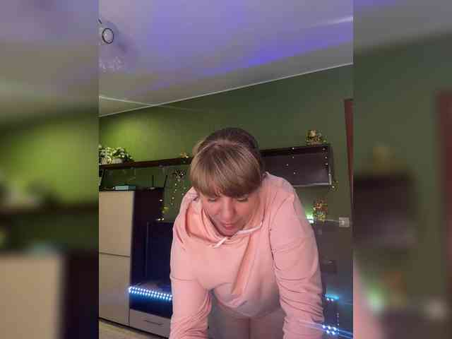 Veronika_Gold webcam