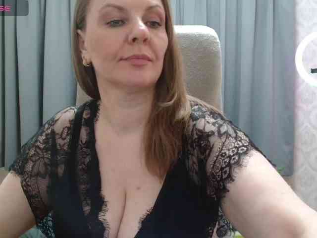 Veronika_Gold webcam