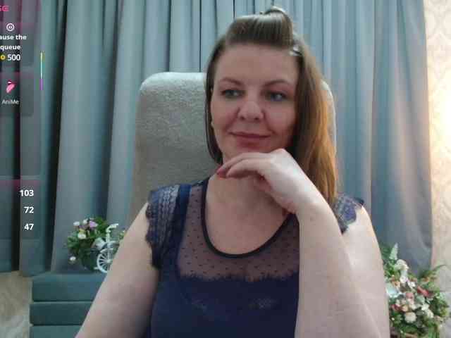 Veronika_Gold webcam