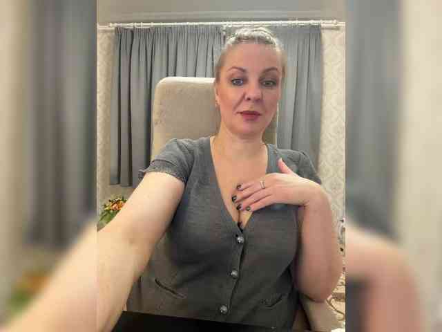 Veronika_Gold webcam