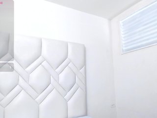 Analiaa18 Porn Show