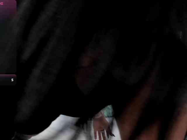 Analiaa18 webcam
